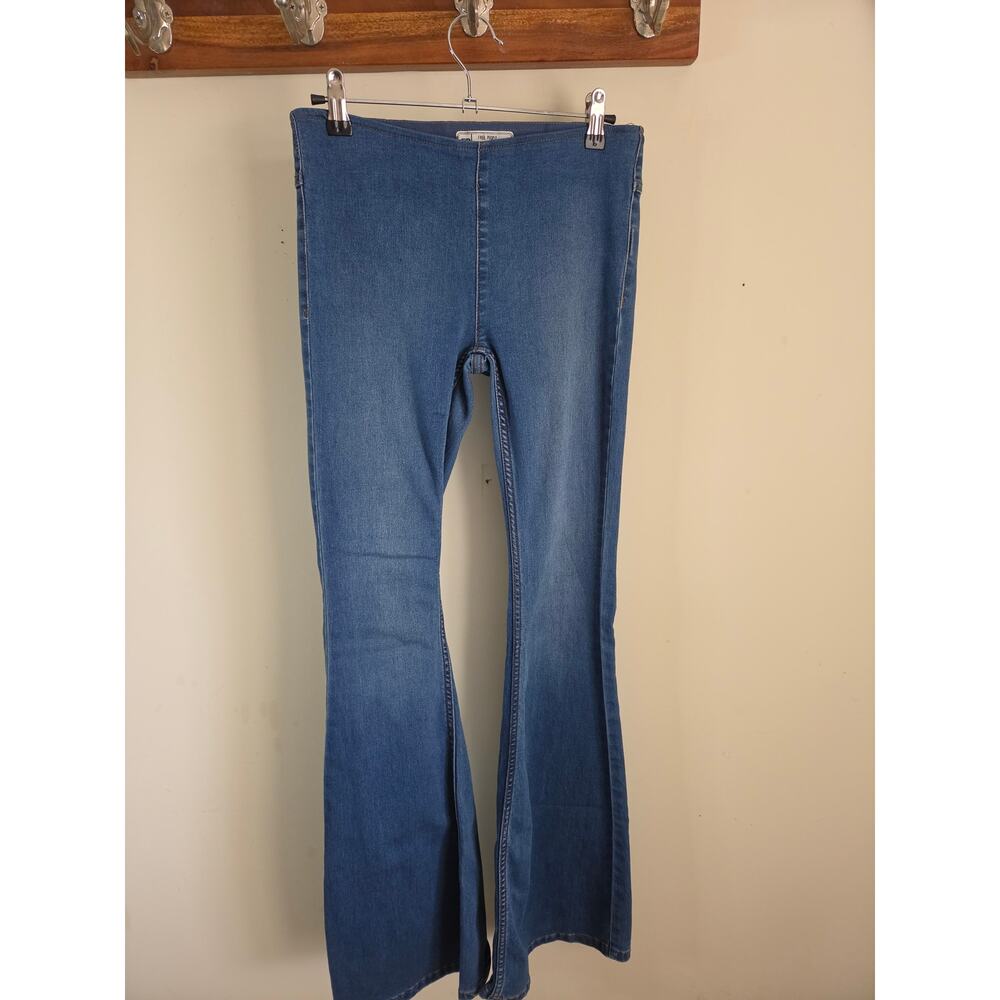 Free People True Bell Bottom Jeans – Size 26
